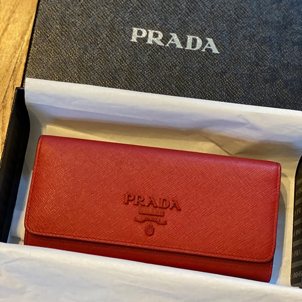 Meet your Posher, Sasha